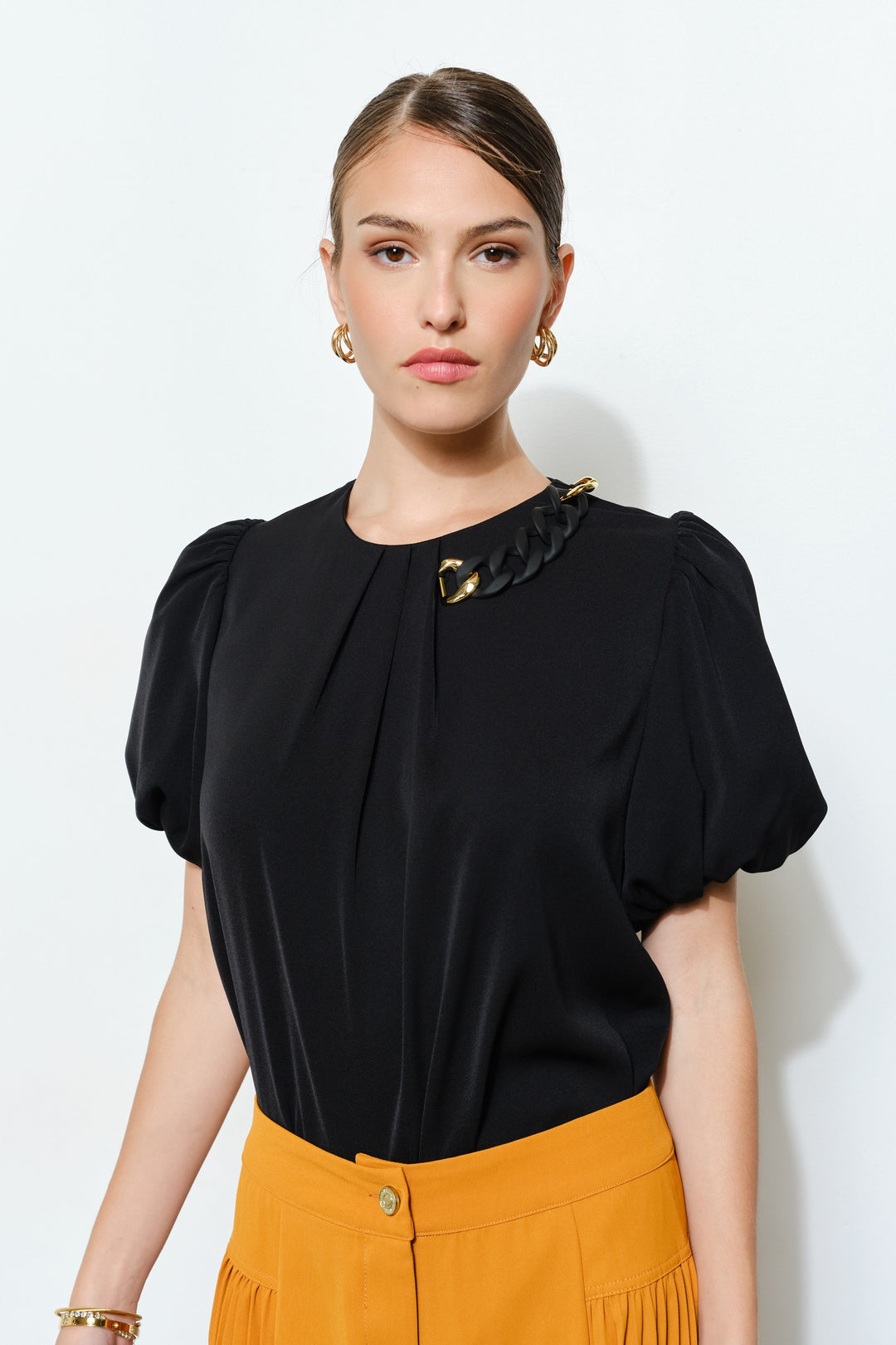 Chain-A-Fool Short Sleeve Blouse
