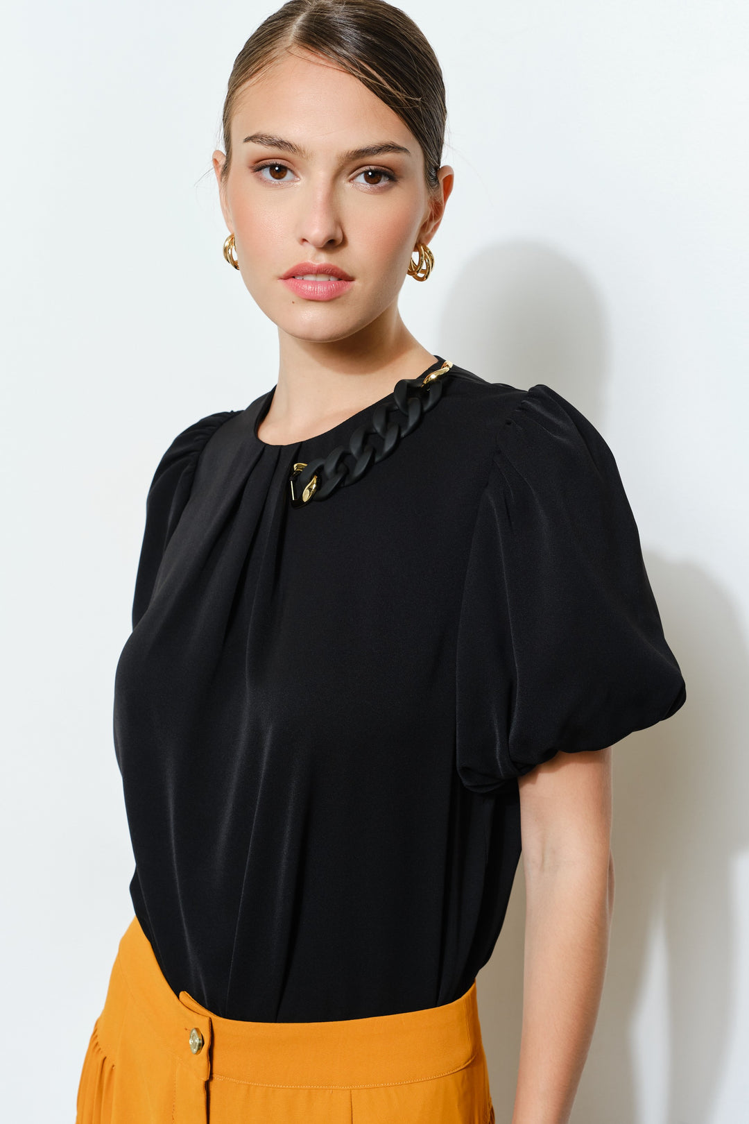 Chain-A-Fool Short Sleeve Blouse