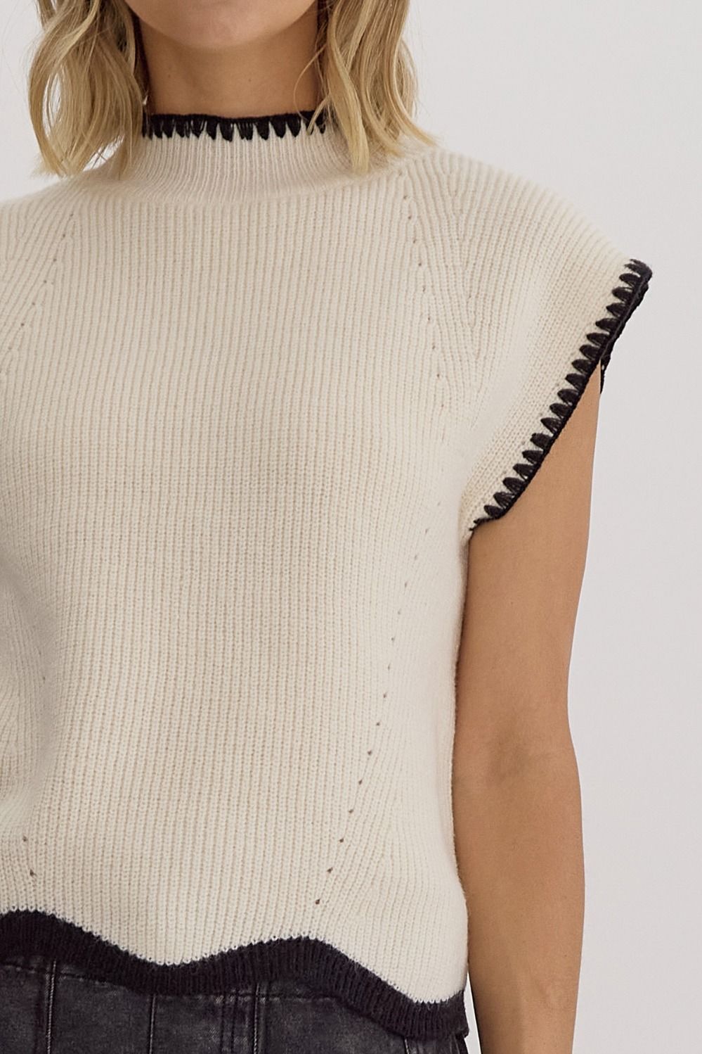 Contrast Scallop Sweater Top