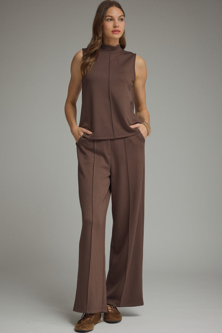 Magnolia Knit Set in Brown