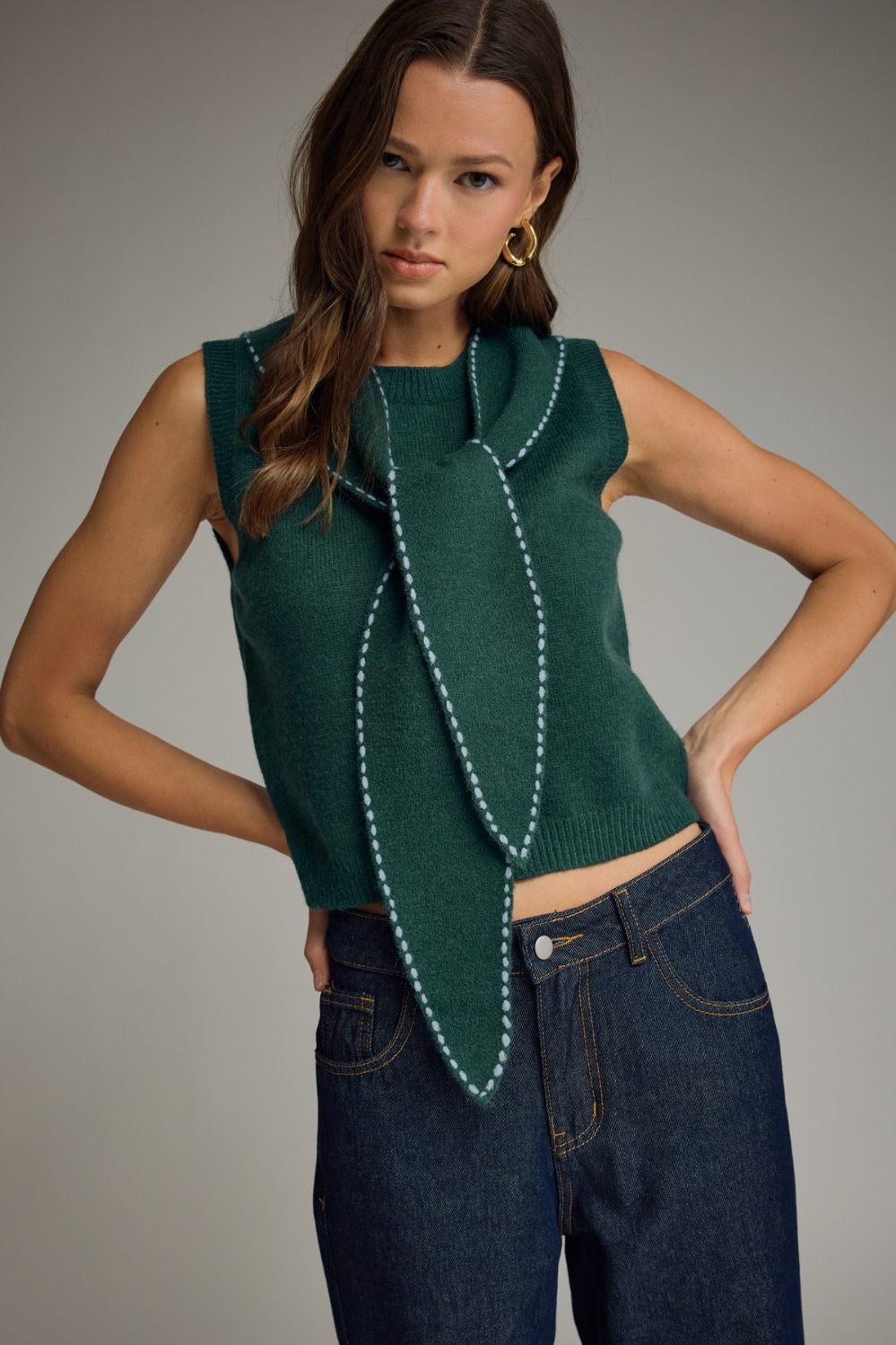 Savannah Tie-Neck Knit Top in Hunter Green