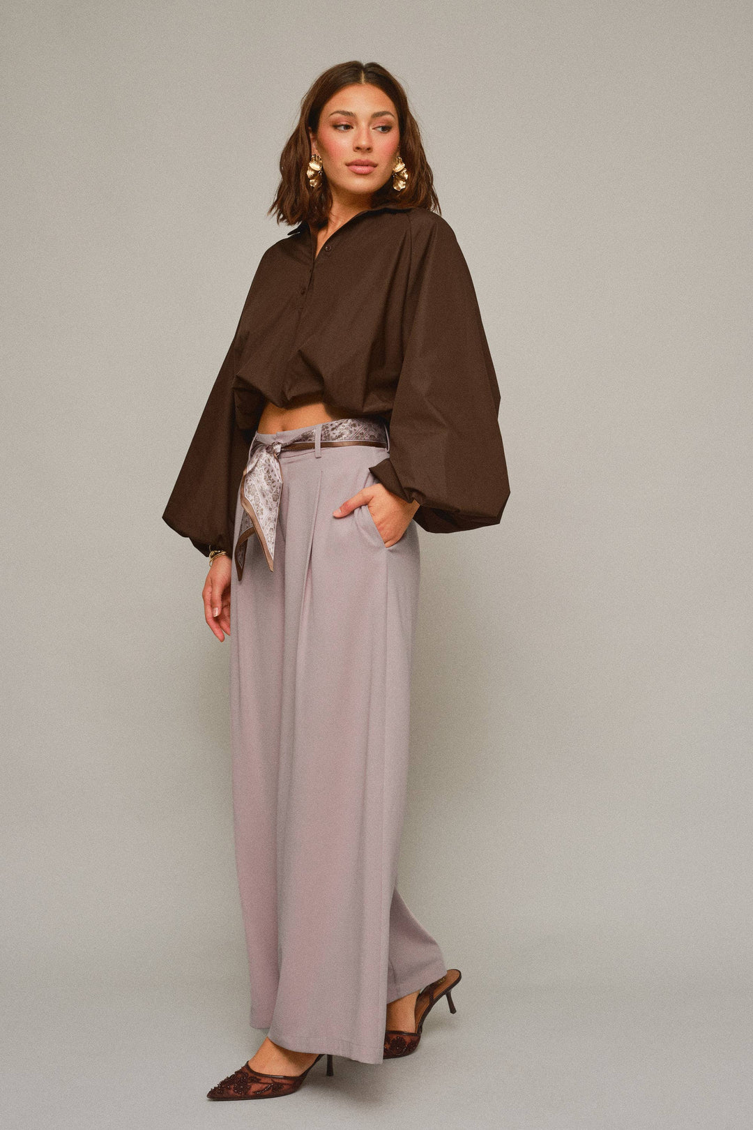 Izzie Top in Brown