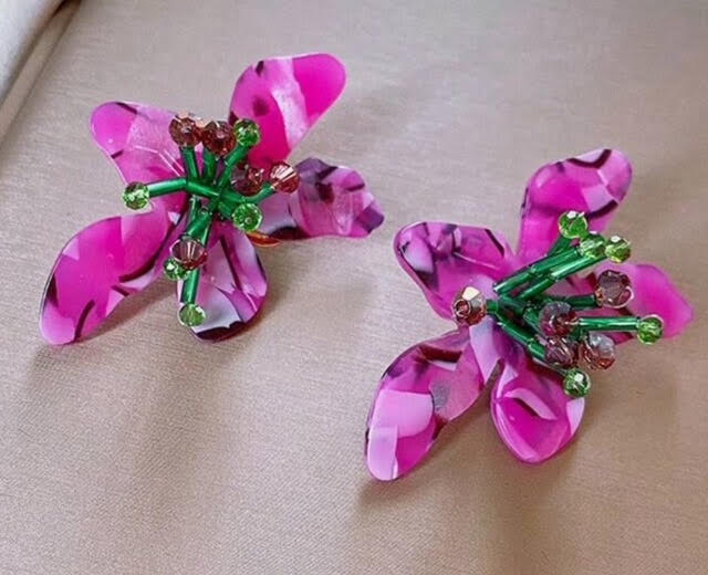 Lily Earrings