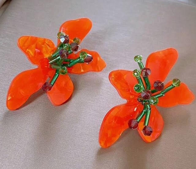 Lily Earrings