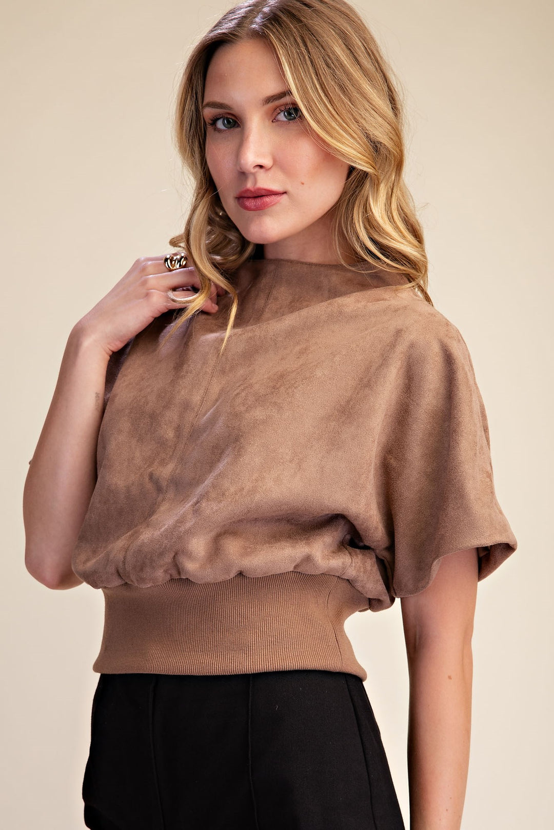 Ines Top in Mocha